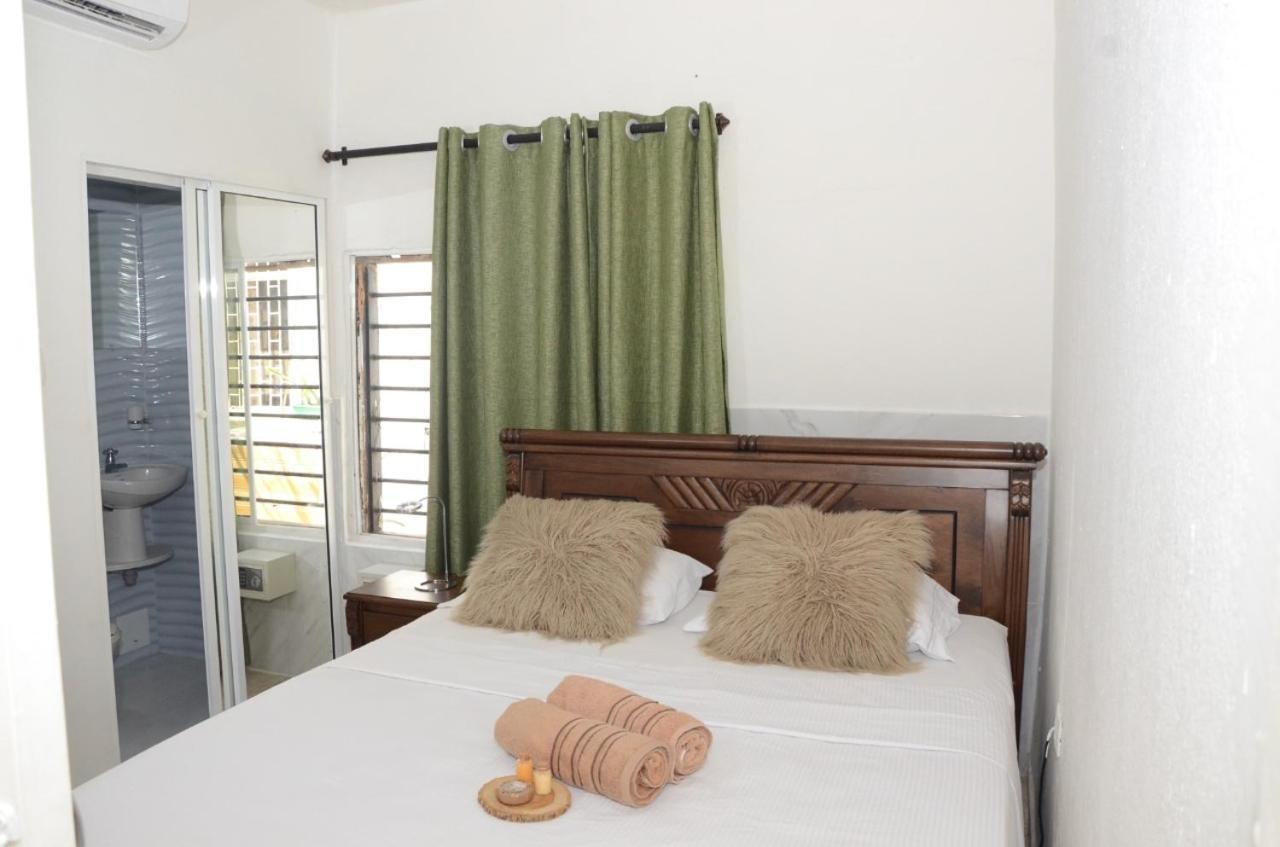 Hostal Marbella 47 Cartagena Luaran gambar